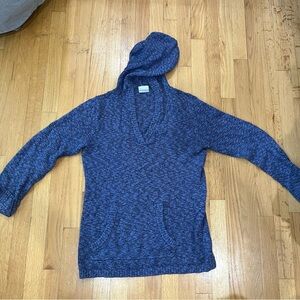 Columbia knit sweater